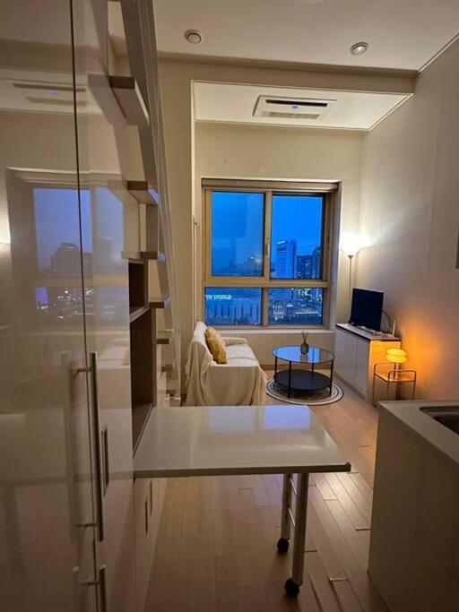 New Comfortable Duplex House With View #seokchonlakeview #lotteworld *