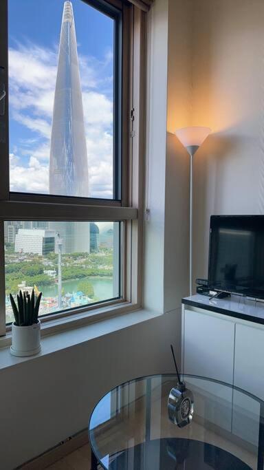 New Comfortable Duplex House With View #seokchonlakeview #lotteworld Apartment