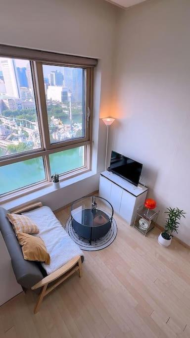 Apartment New Comfortable Duplex House With View #seokchonlakeview #lotteworld