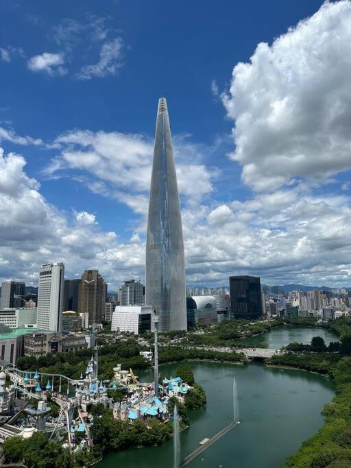 New Comfortable Duplex House With View #seokchonlakeview #lotteworld Apartment Seoul